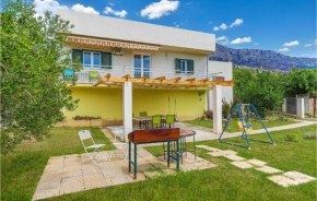 Amazing Home In Kastel Gomilica With Wifi